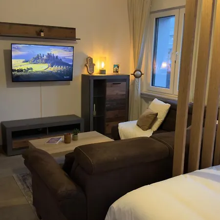 Moderne Mit Waldflair Und Kaffeegenuss Apartmán