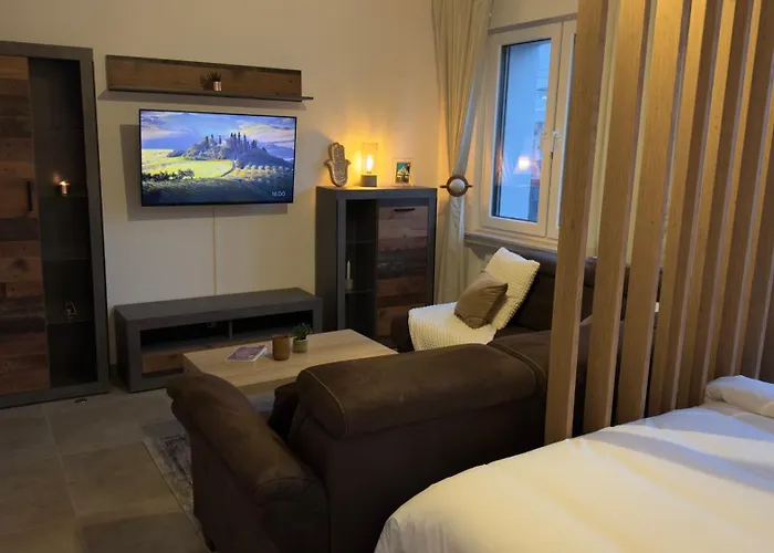 Moderne Mit Waldflair Und Kaffeegenuss شقة