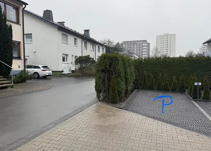 Moderne Mit Waldflair Und Kaffeegenuss *